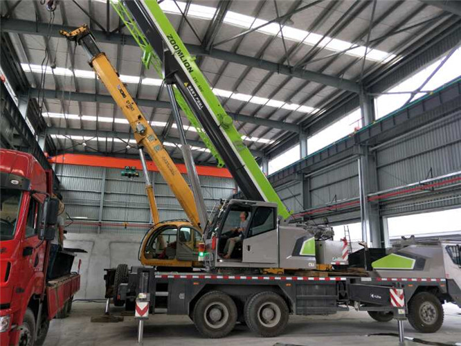 峨边高空车出租需要注意哪些安全事项？